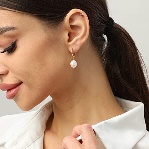 XYJZXY Gold Huggie Hoop Earrings with Charm