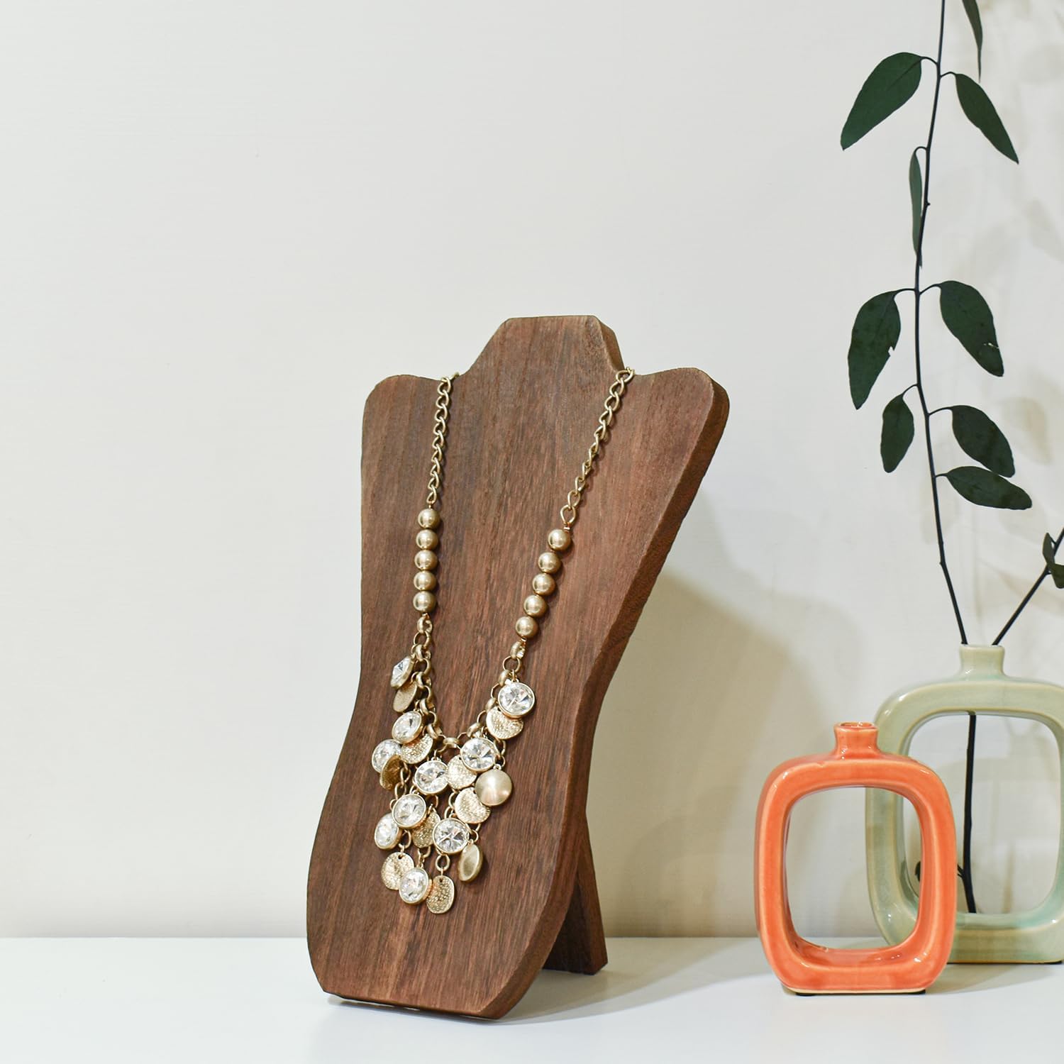 MOOCA Foldable Wooden Easel for Necklaces 1