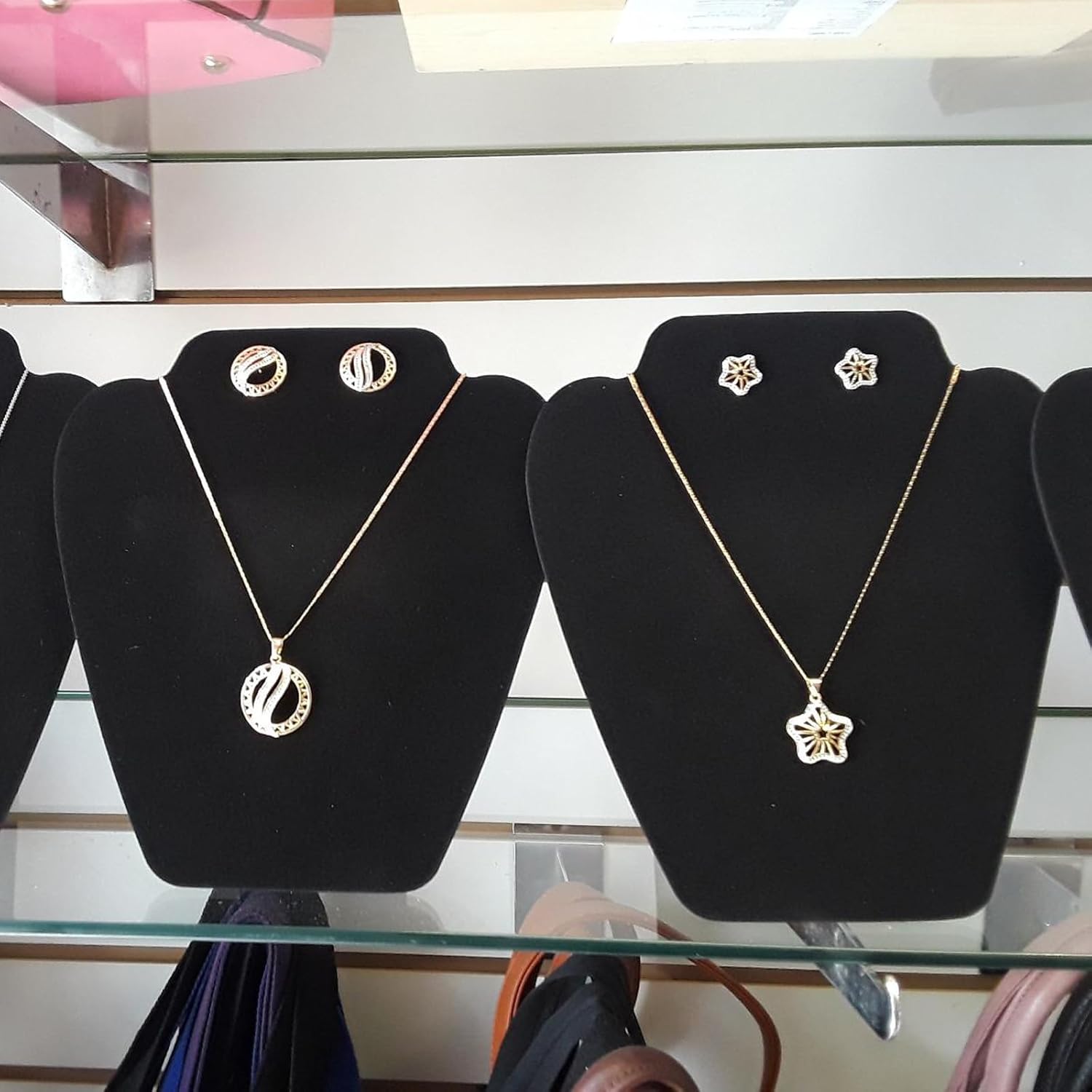 KINJOEK 10 Pcs Black Velvet Necklace Holder