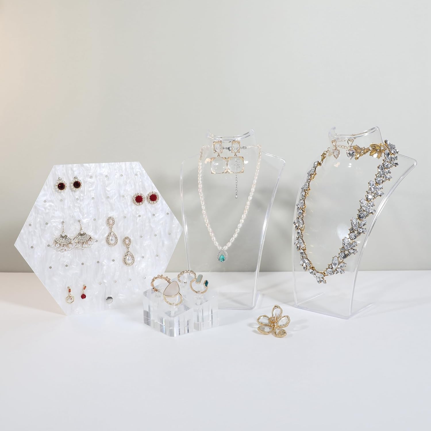 GemeShou Acrylic Jewelry Display Stand Set of 3