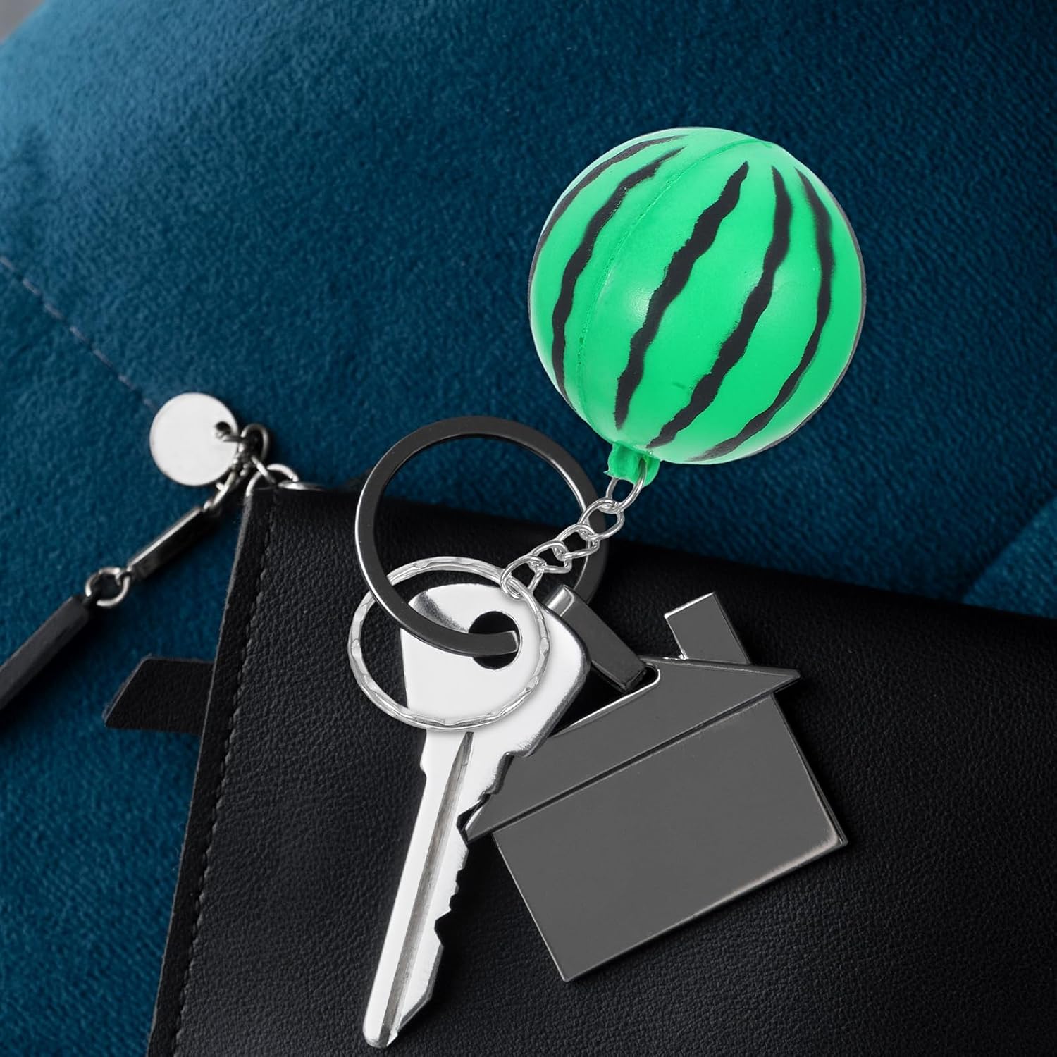 LOGOFUN 24PCS Realistic Watermelon Strawberry Keychain Set