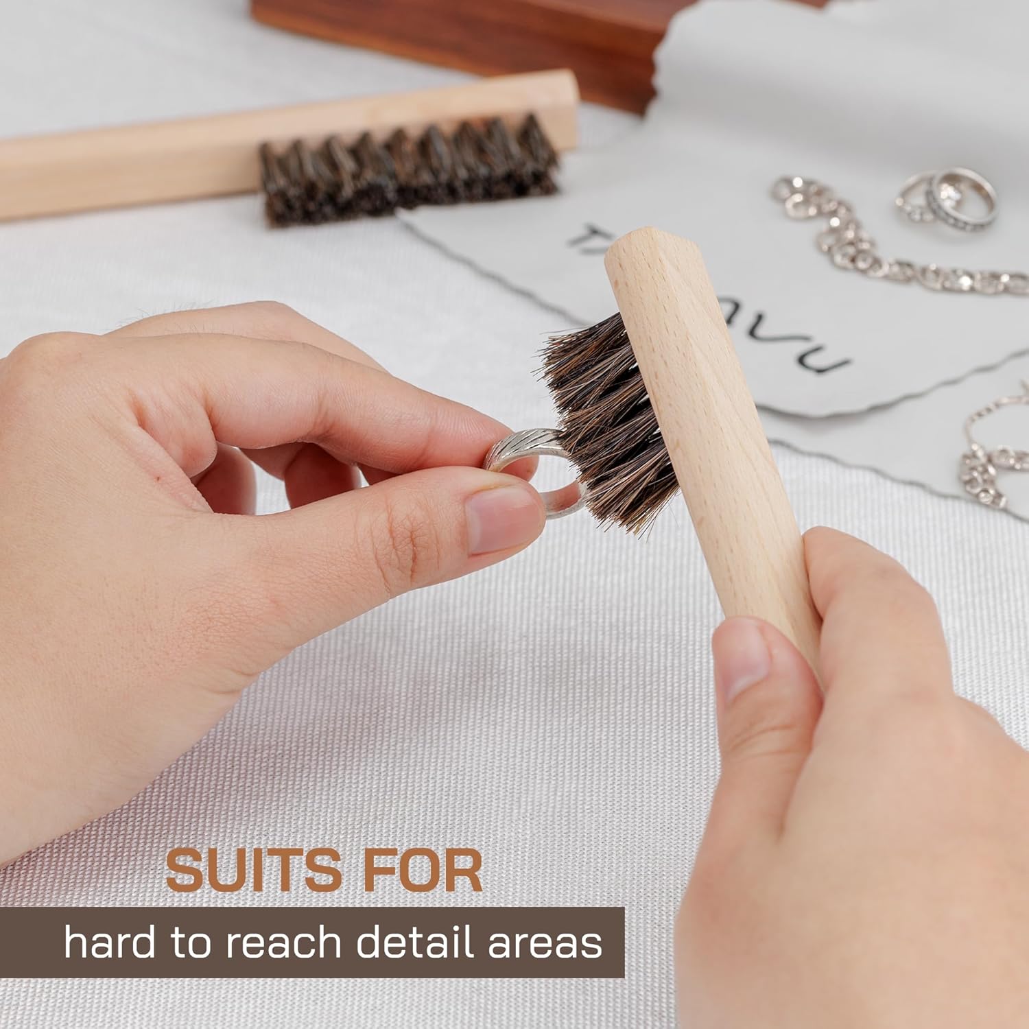 TAKAVU Horsehair Detail Brush Set for Silverware and Jewelry