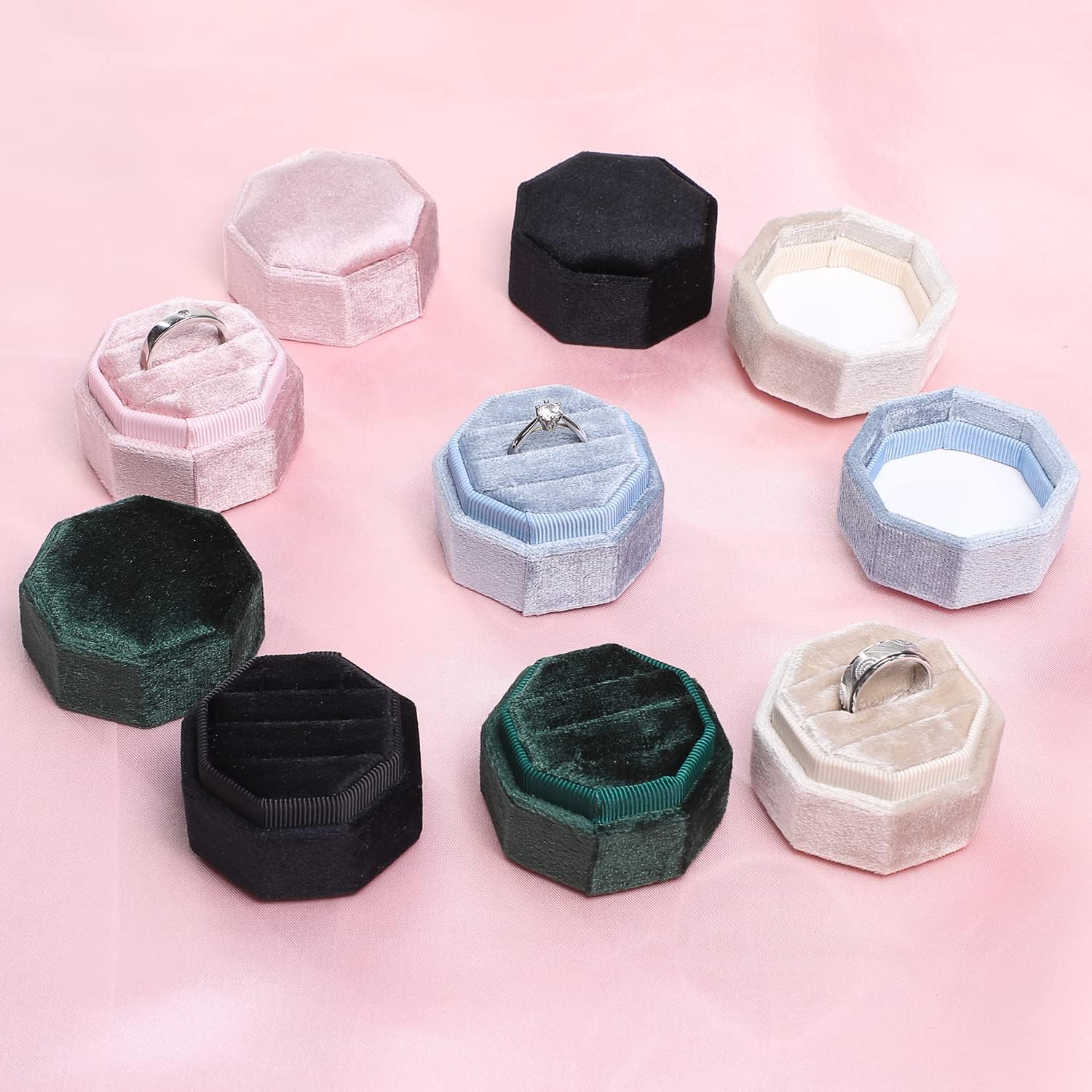 WantGor Velvet Ring Box with 3 Slots Black