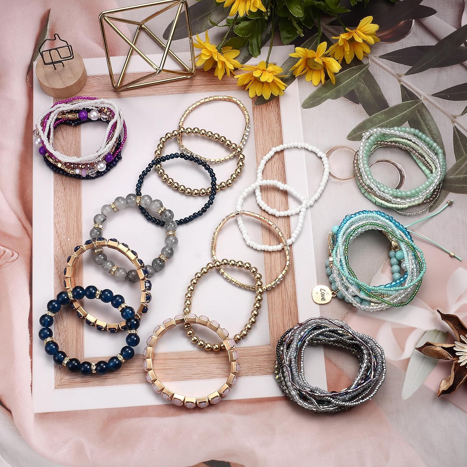 LOYALLOOK 6 Piece Bohemian Stackable Bead Bracelet Set